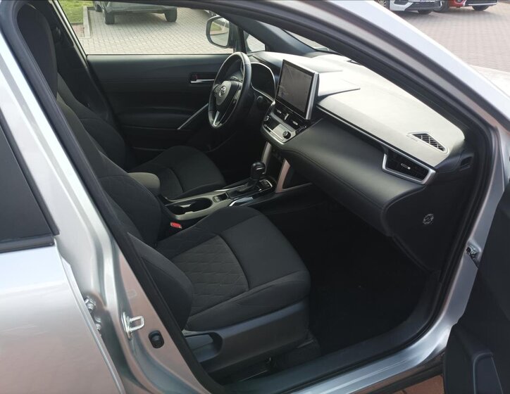 Toyota Corolla Cross SUV / Terénní 2,0 l 112 kw