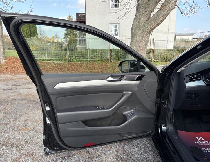 Volkswagen Passat 12