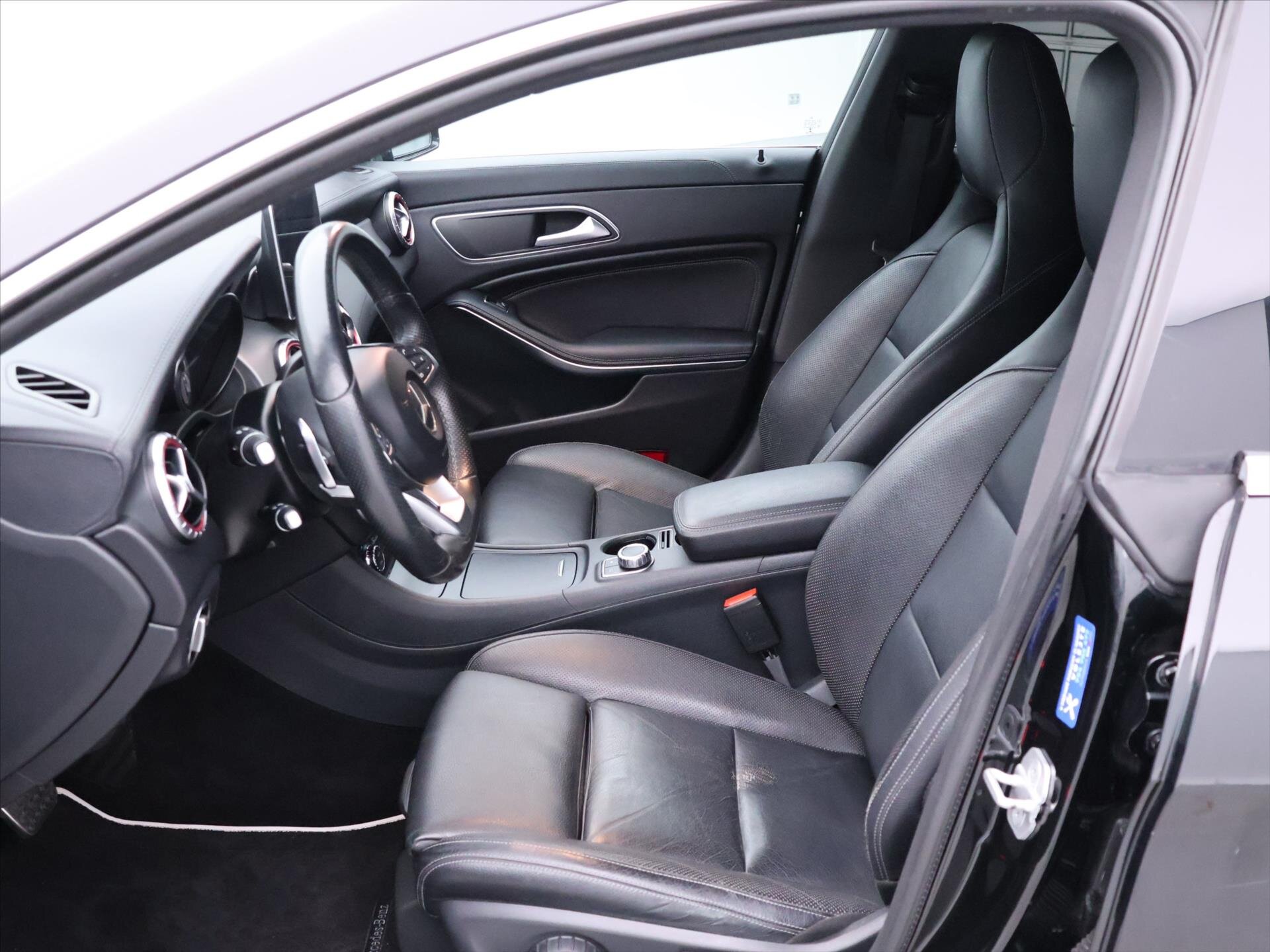 Mercedes-Benz CLA Kombi 2,0 l 155 kw