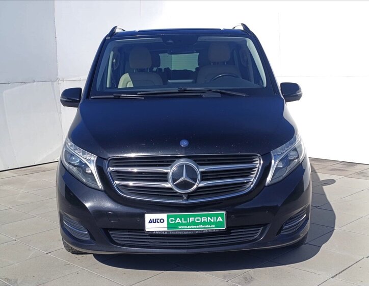 Mercedes-Benz Třídy V MPV 2,1 l 140 kw