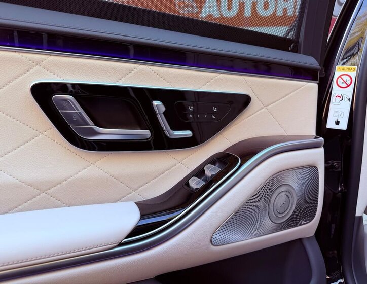 Mercedes-Benz Třídy S Sedan / Limuzína 0,0 270 kw