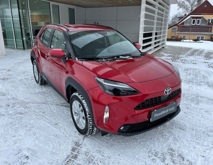 Toyota Yaris Cross SUV 1,5 l 68 kw