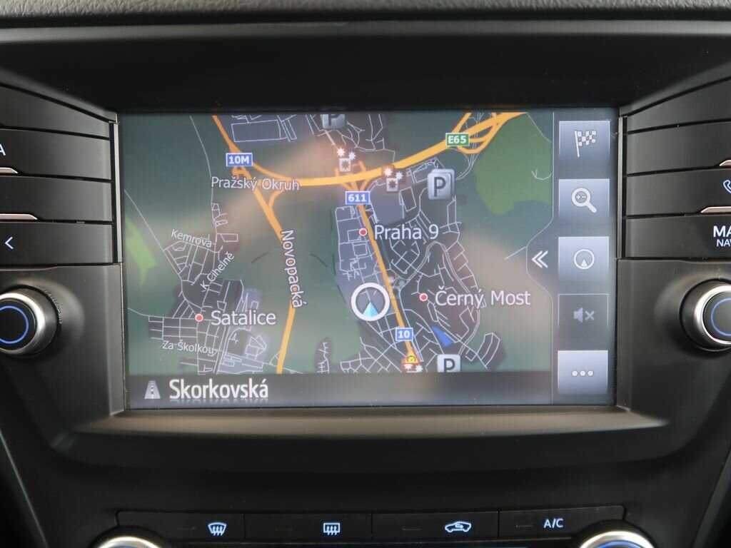 Toyota Avensis Kombi 2,0 l 105 kw