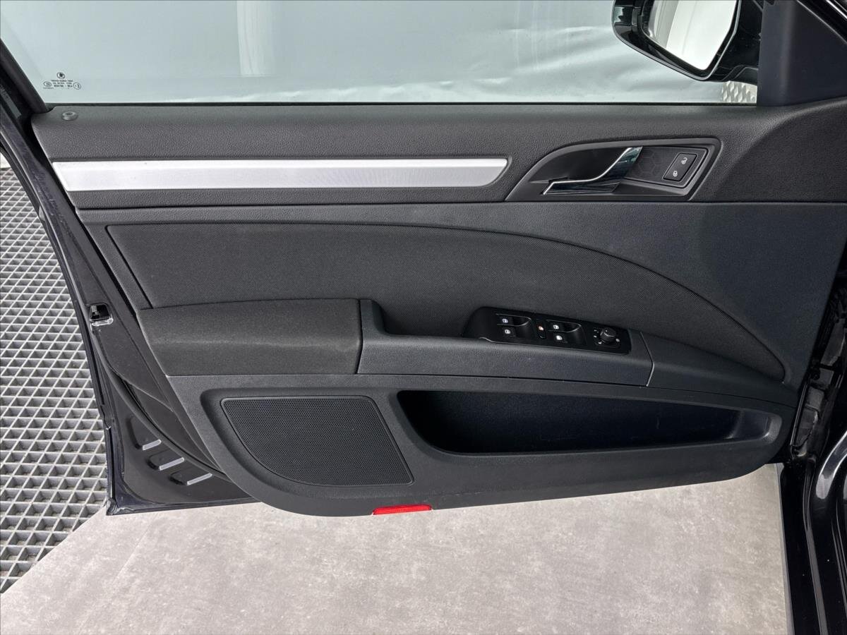 Škoda Superb Kombi 2,0 l 103 kw