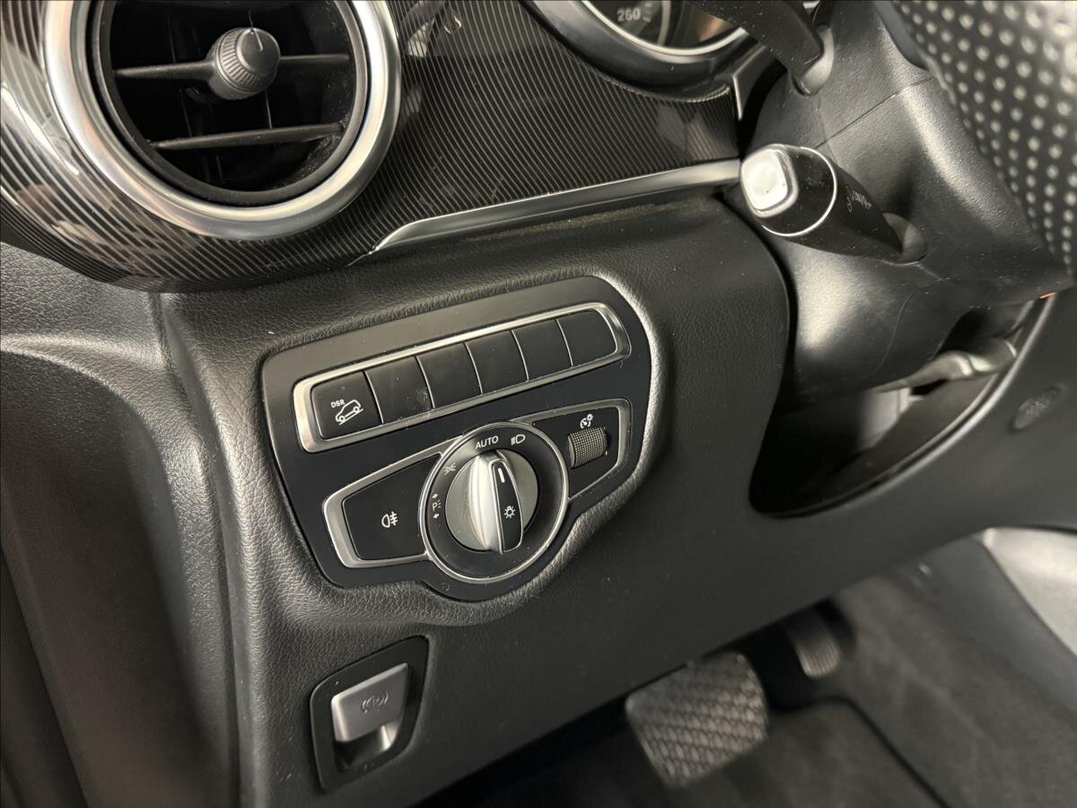 Mercedes-Benz Třídy V MPV 2,1 l 140 kw