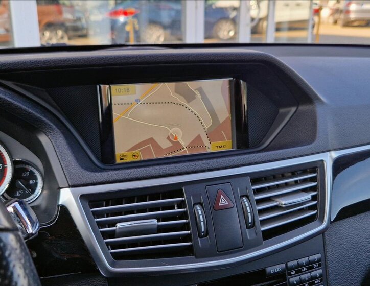 Mercedes-Benz Třídy E Sedan / Limuzína 3,0 l 195 kw