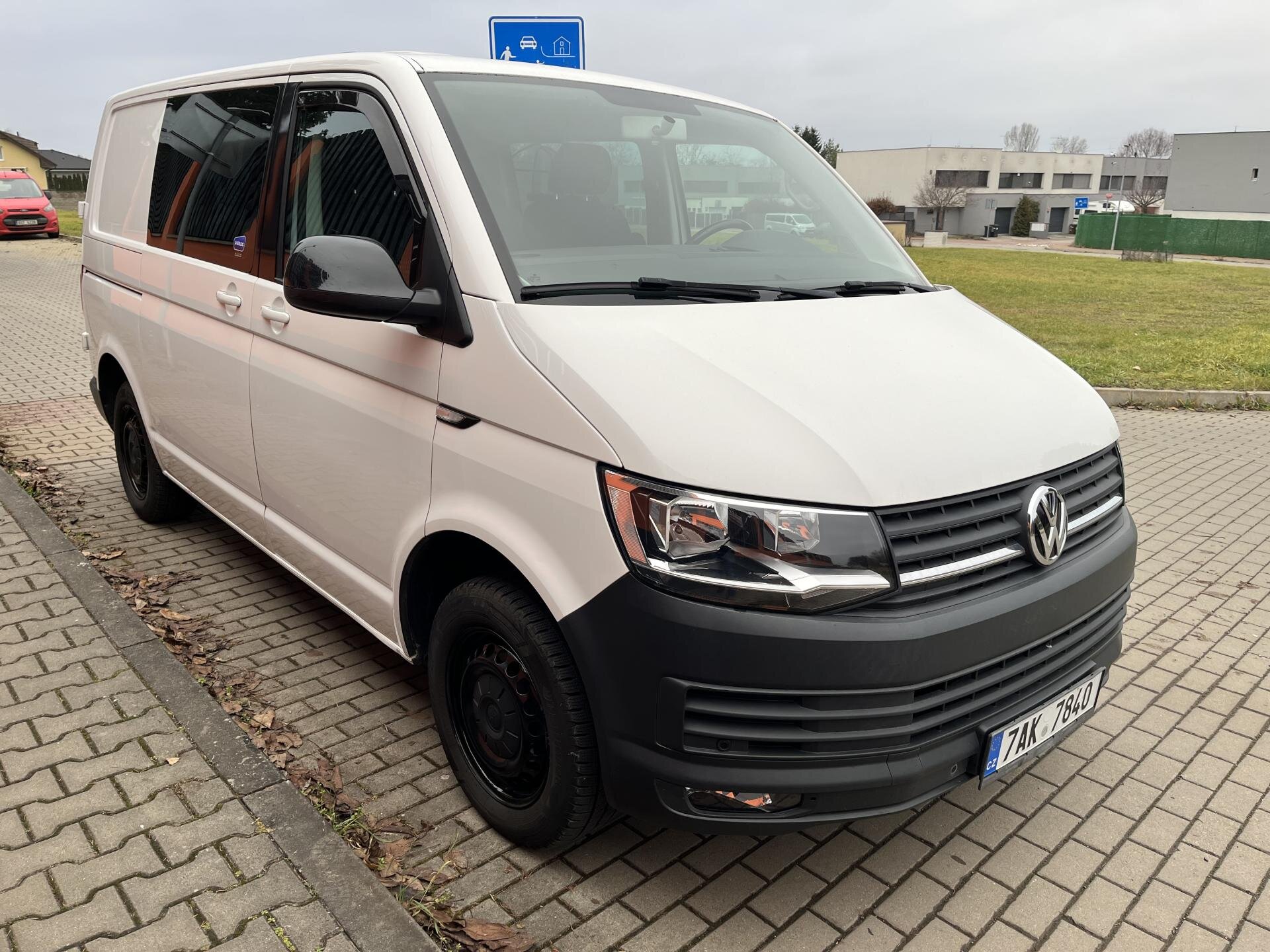 Volkswagen Transporter Kombi 2,0 l 110 kw