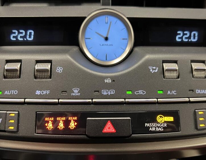 Lexus NX 300h SUV 2,5 l 145 kw