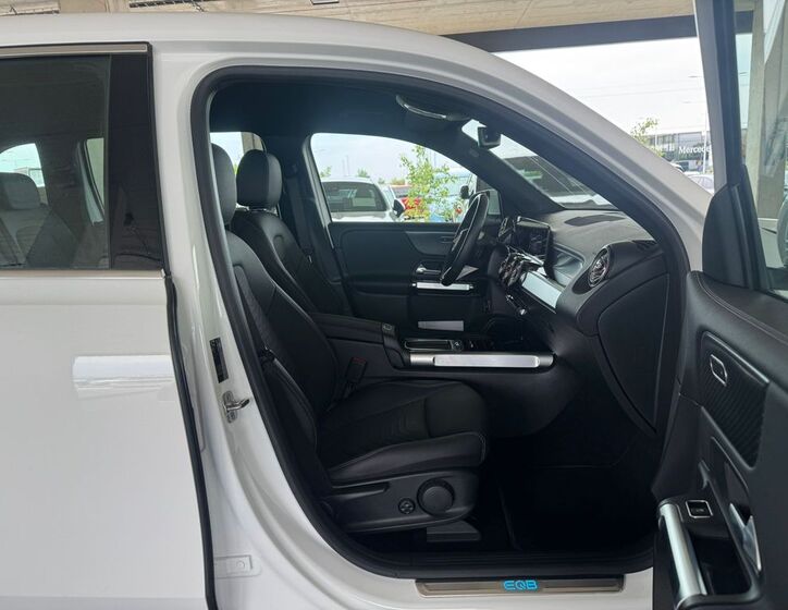 Mercedes-Benz EQB 14
