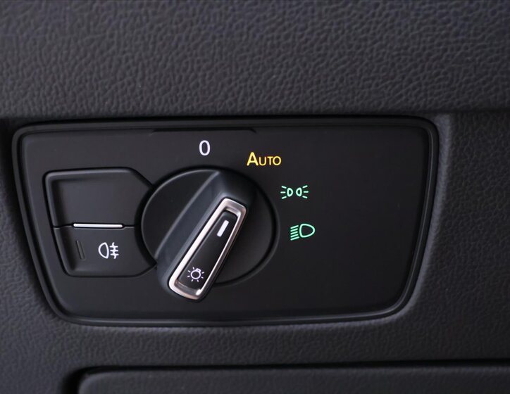 Volkswagen Passat Kombi 1,5 l 110 kw