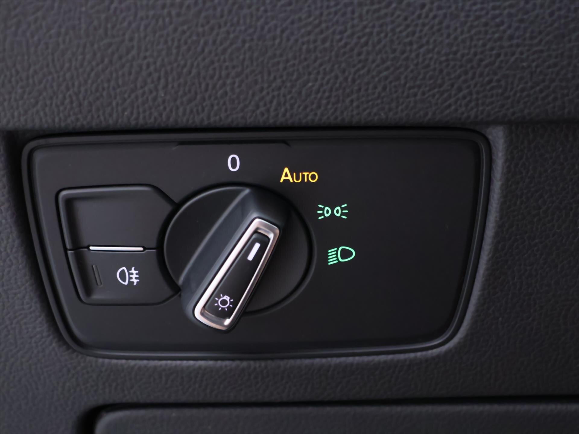 Volkswagen Passat Kombi 1,5 l 110 kw