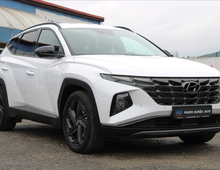 Hyundai Tucson SUV 1,6 l 110 kw