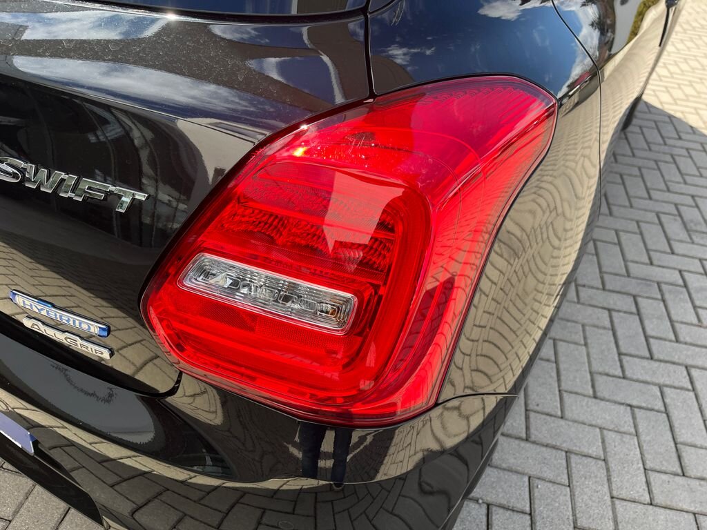 Suzuki Swift Hatchback 1,2 l 61 kw