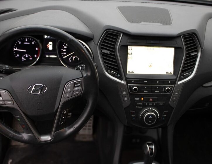 Hyundai Santa Fe SUV 2,2 l 147 kw