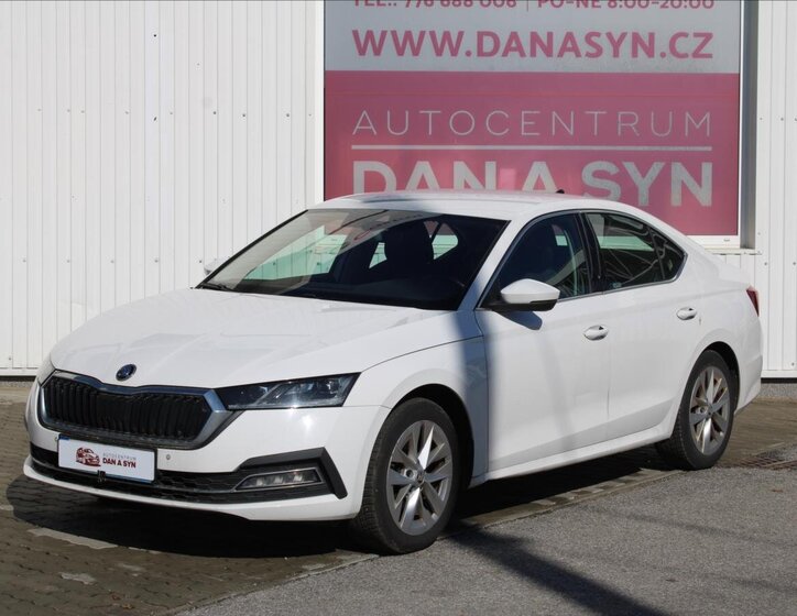 Škoda Octavia Sedan / Limuzína 1,5 l 110 kw
