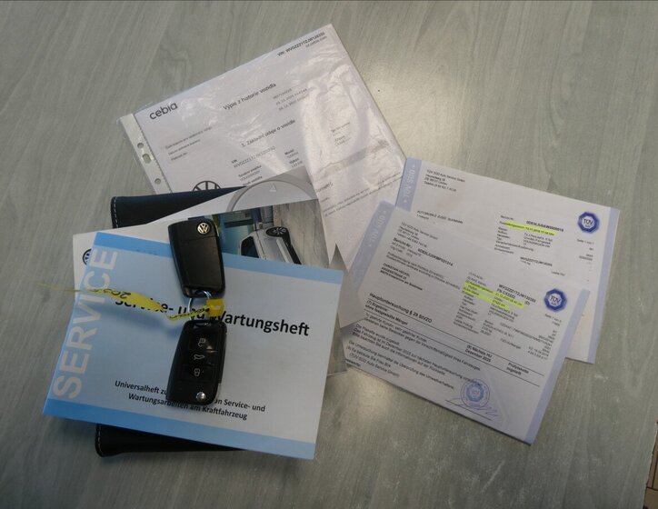 Volkswagen Touran MPV 1,2 l 81 kw