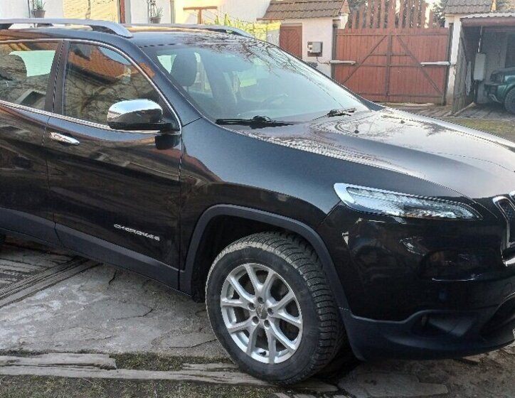 Jeep Cherokee SUV / Terénní 0,0 103 kw