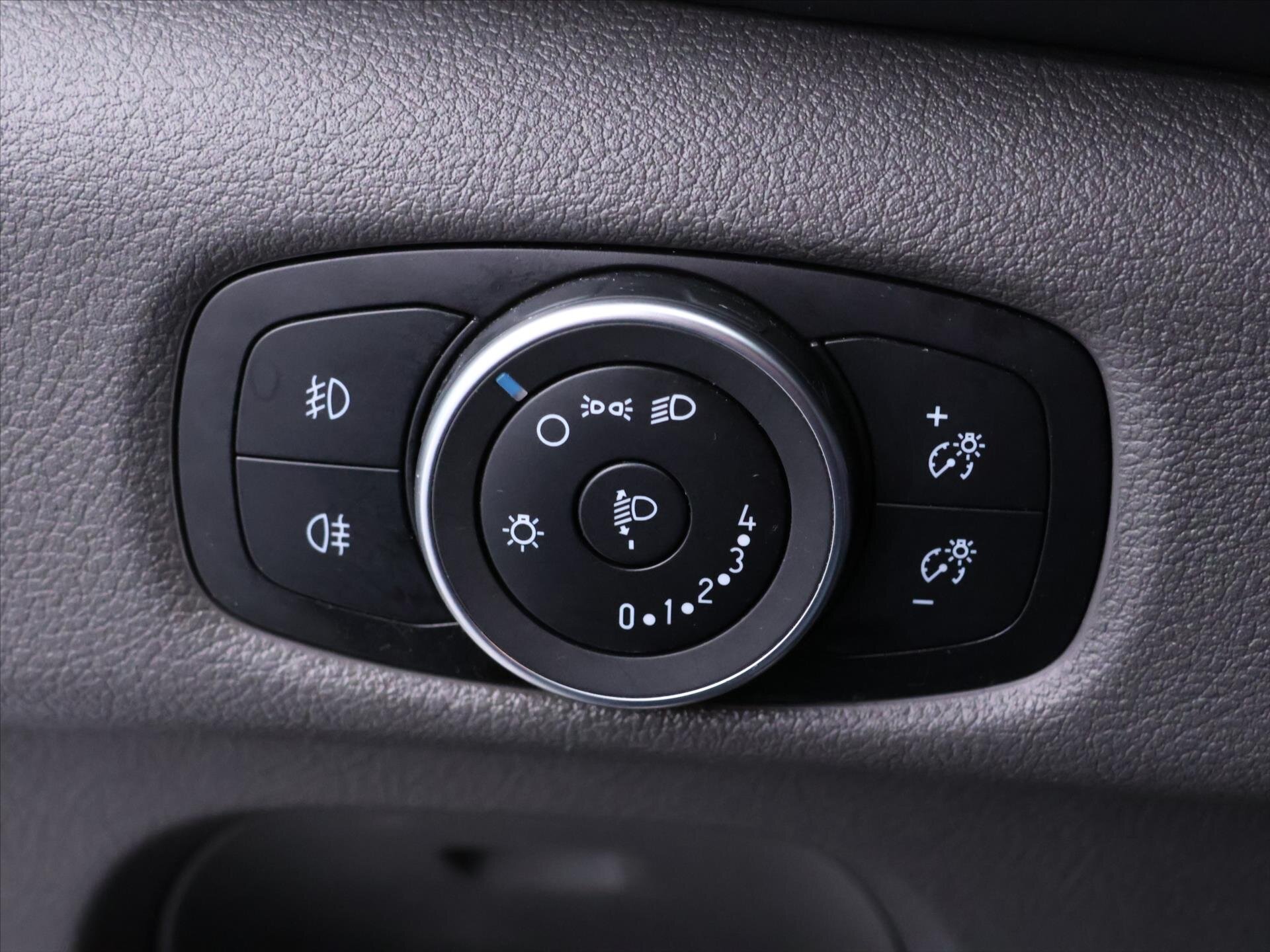 Ford Transit Ostatní 2,0 l 96 kw