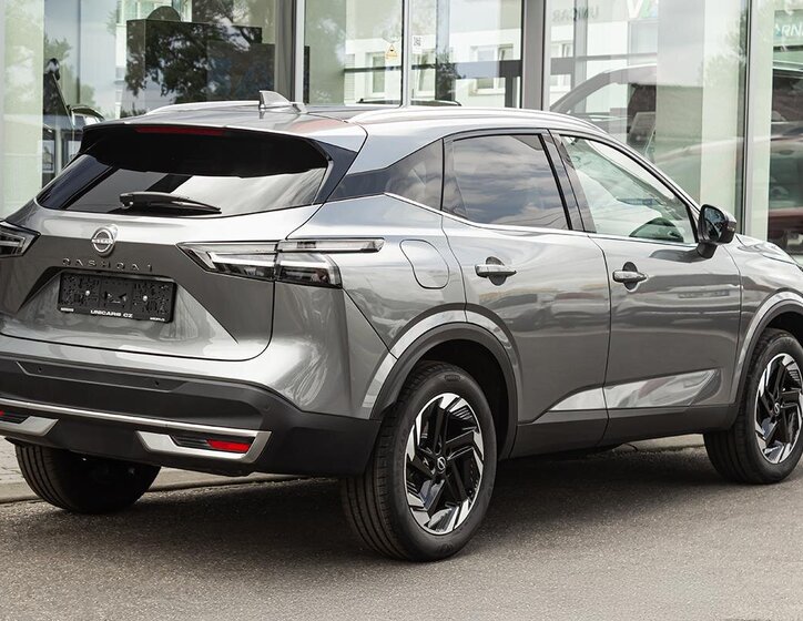 Nissan Qashqai SUV / Terénní 1,3 l 116 kw