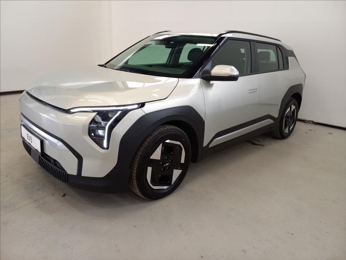 KIA EV3 SUV / Terénní 0,0 150 kw