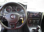Volkswagen Golf Hatchback 999,0 63 kw