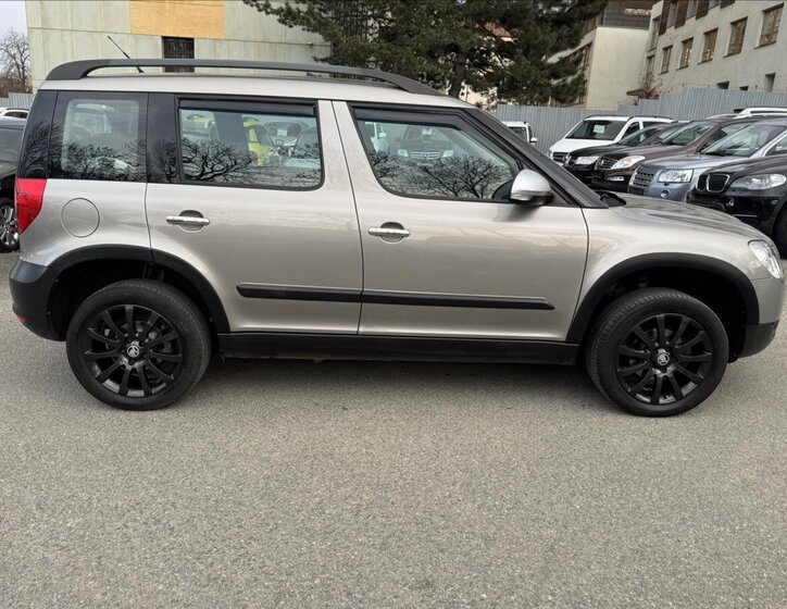 Škoda Yeti SUV / Terénní 1,2 l 77 kw