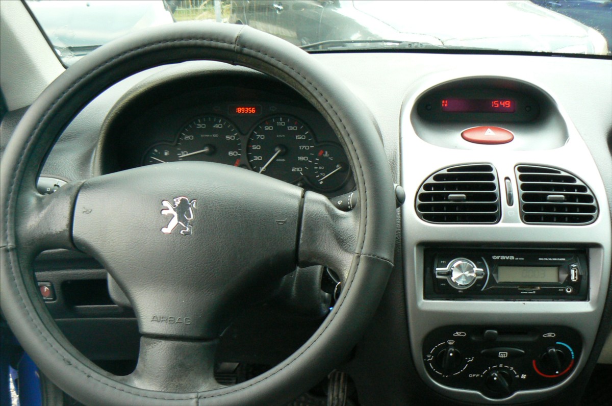 Peugeot 206