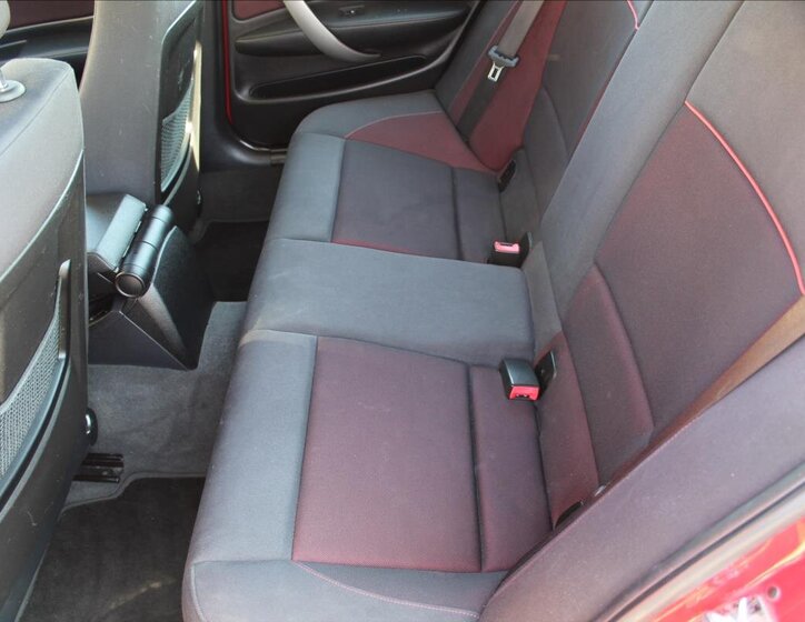 BMW Řada 1 Hatchback 2,0 l 105 kw