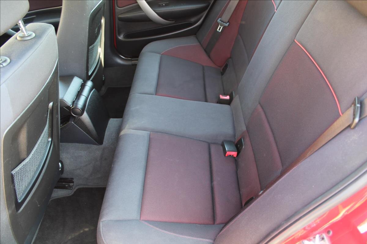 BMW Řada 1 Hatchback 2,0 l 105 kw