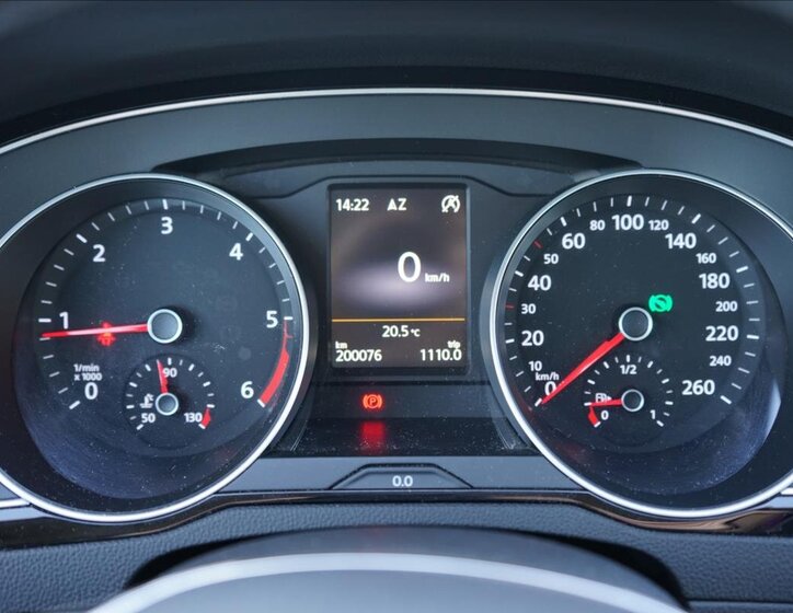 Volkswagen Passat Sedan / Limuzína 2,0 l 176 kw