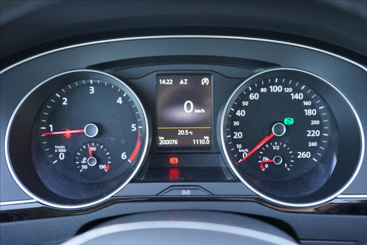 Volkswagen Passat Sedan / Limuzína 2,0 l 176 kw