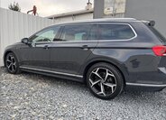 Volkswagen Passat Kombi 1,5 l 110 kw