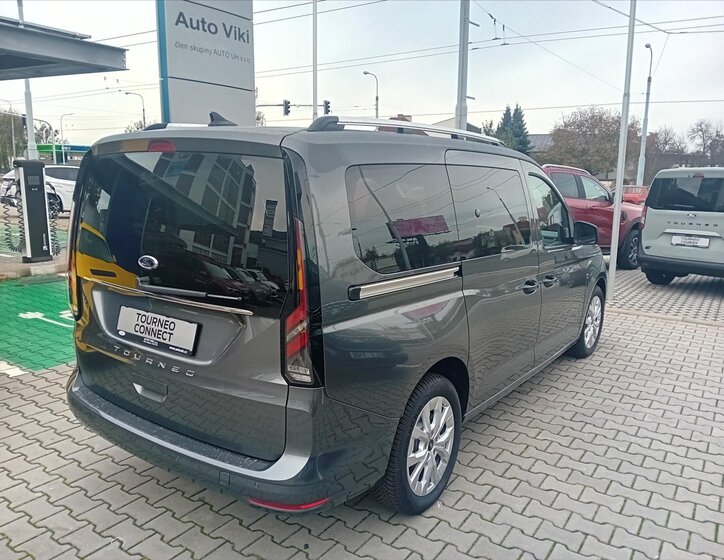 Ford Tourneo Connect 5