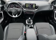 KIA XCeed 6