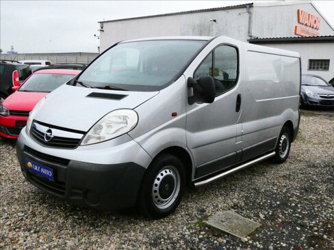 Opel Vivaro Skříň 2,0 l 66 kw