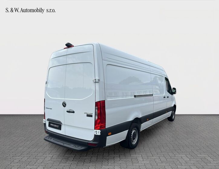 Mercedes-Benz Sprinter 5