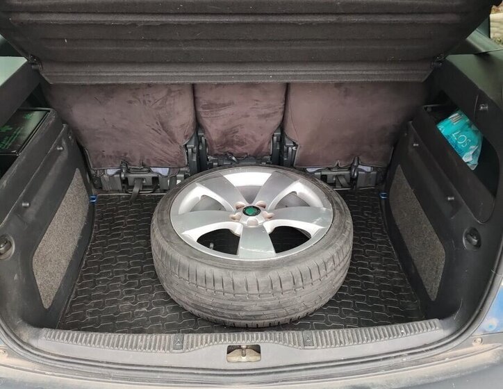 Škoda Roomster MPV 0,0 75 kw