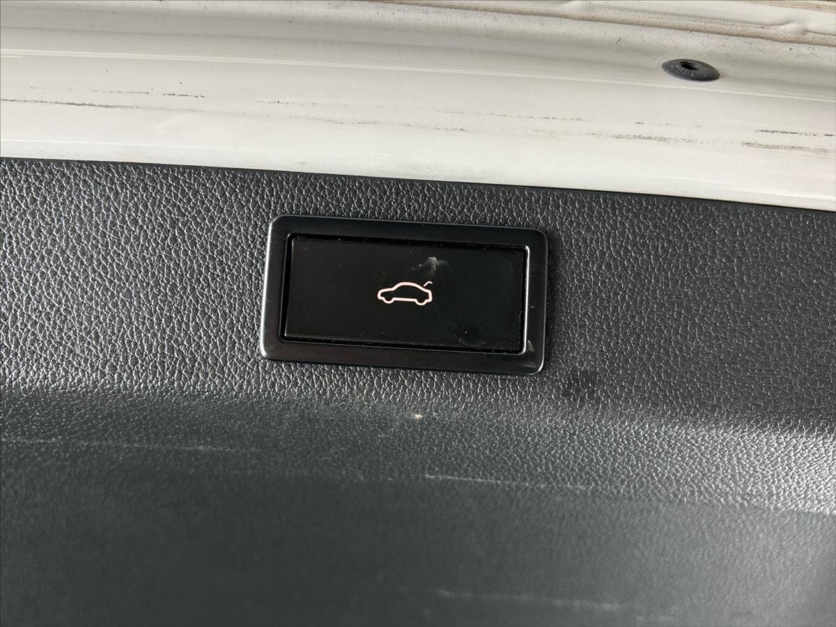 Škoda Superb Kombi 2,0 l 140 kw