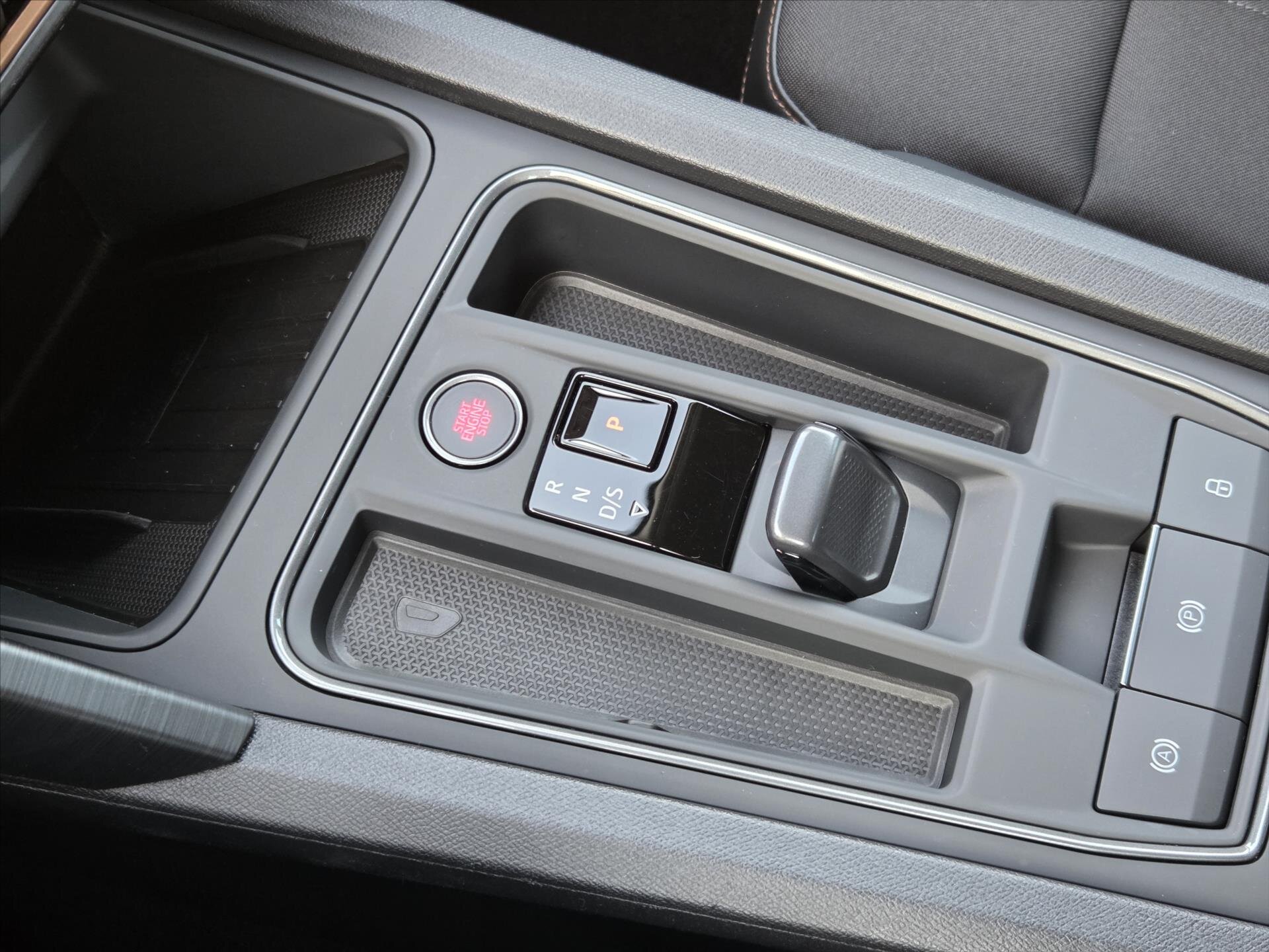 Cupra Formentor SUV / Terénní 1,5 l 110 kw