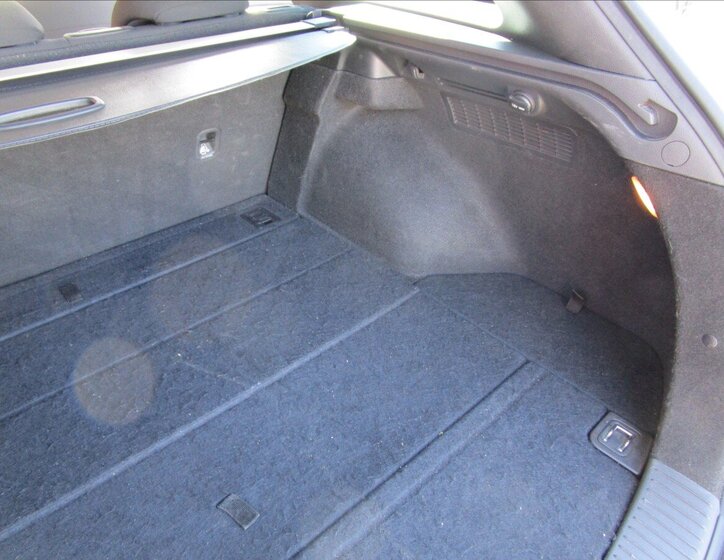 Hyundai i30 Kombi 1,6 l 81 kw