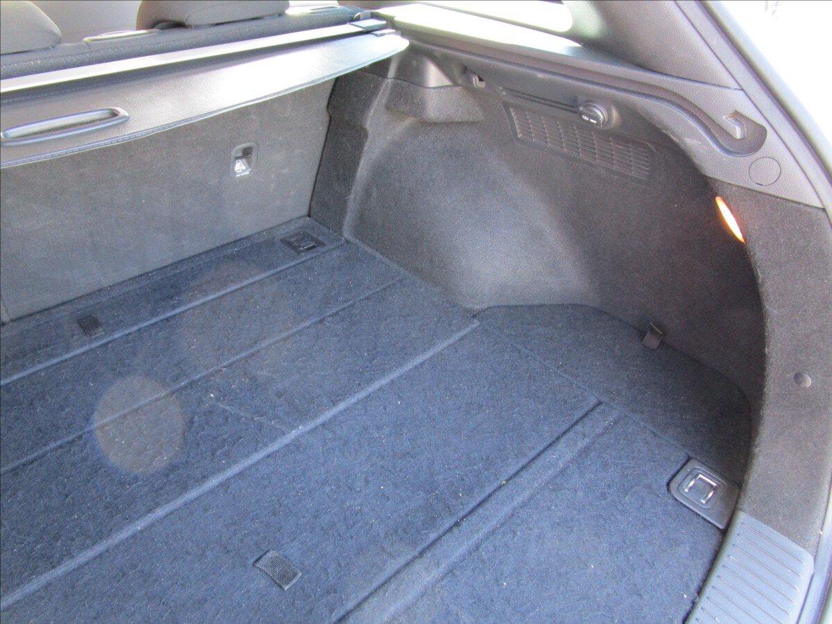 Hyundai i30 Kombi 1,6 l 81 kw