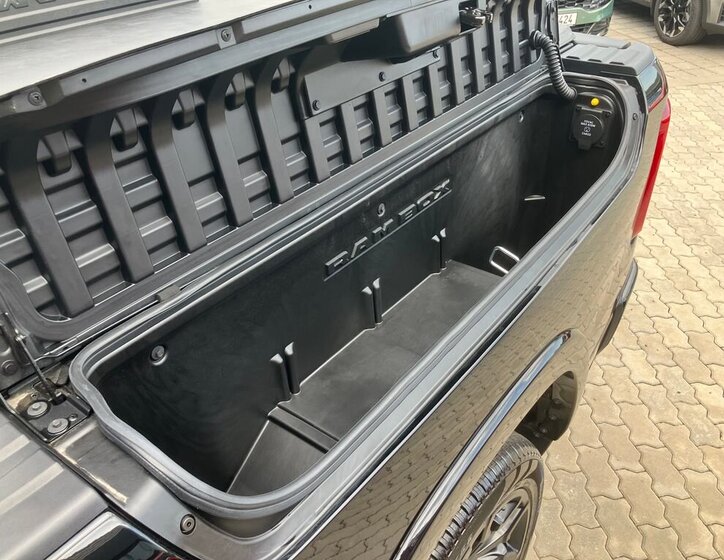 Dodge RAM Pick-up 3,0 l 403 kw