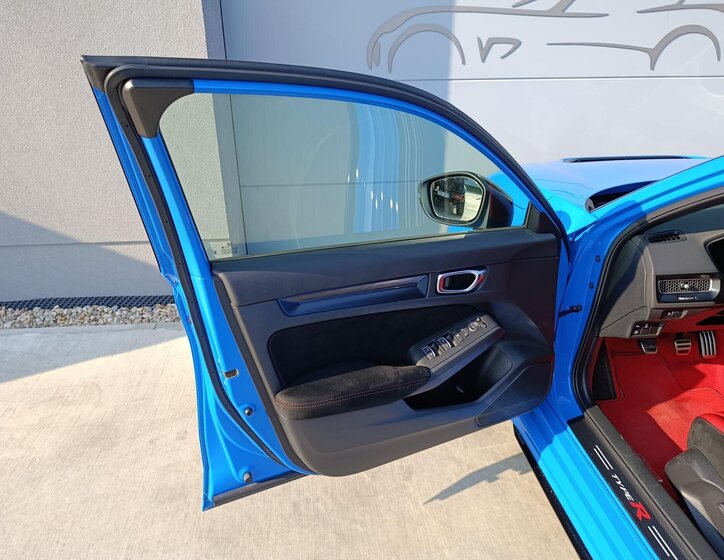 Honda Civic Hatchback 2,0 l 242 kw