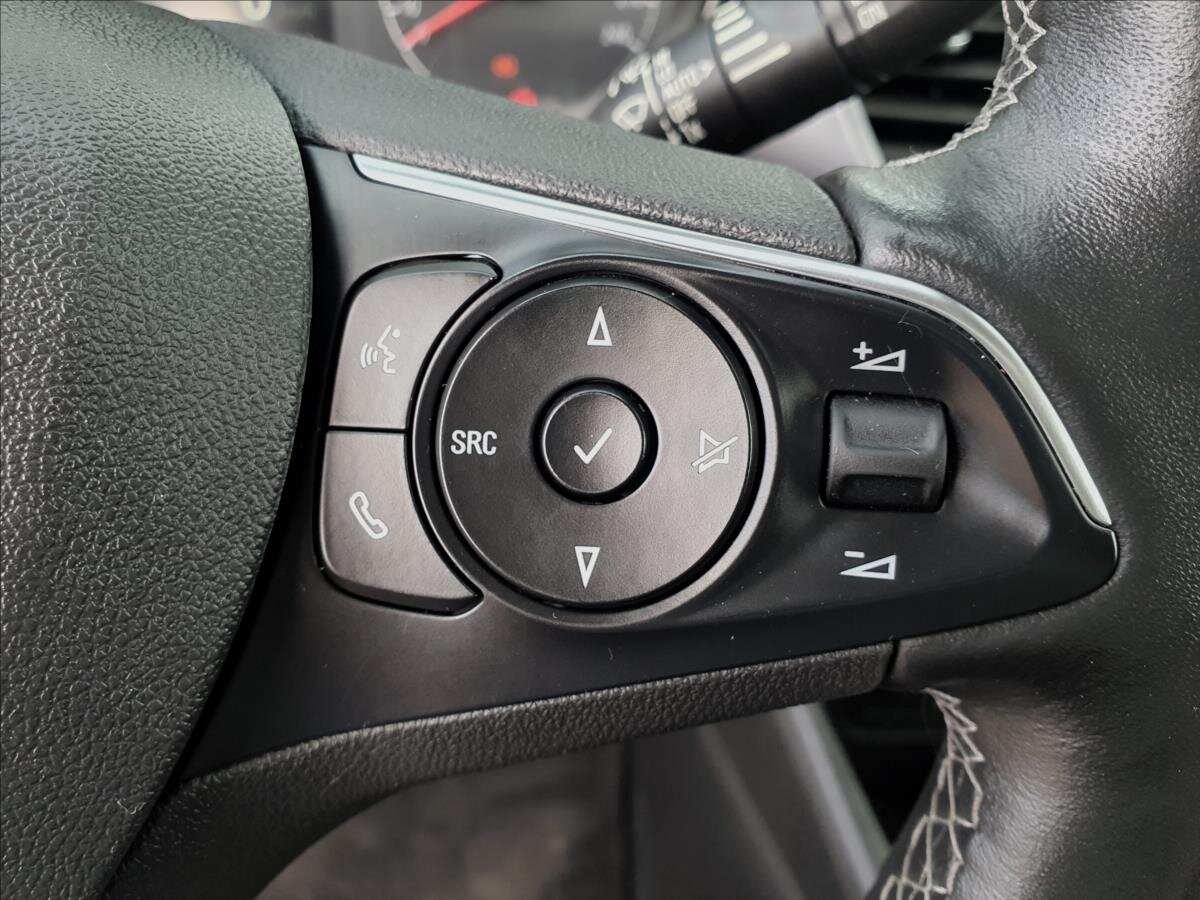 Opel Crossland X SUV / Terénní 1,5 l 75 kw