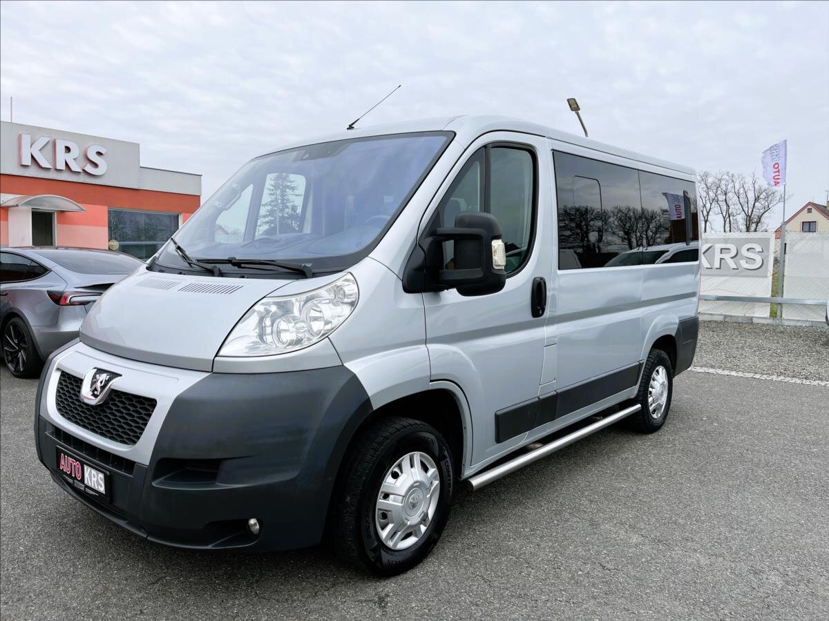Peugeot Boxer Kombi 2,2 l 88 kw