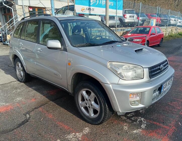 Toyota RAV4 14