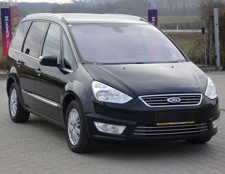 Ford Galaxy 14