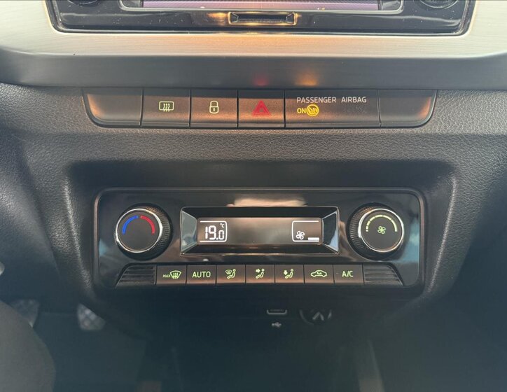 Škoda Fabia Hatchback 999,0 55 kw