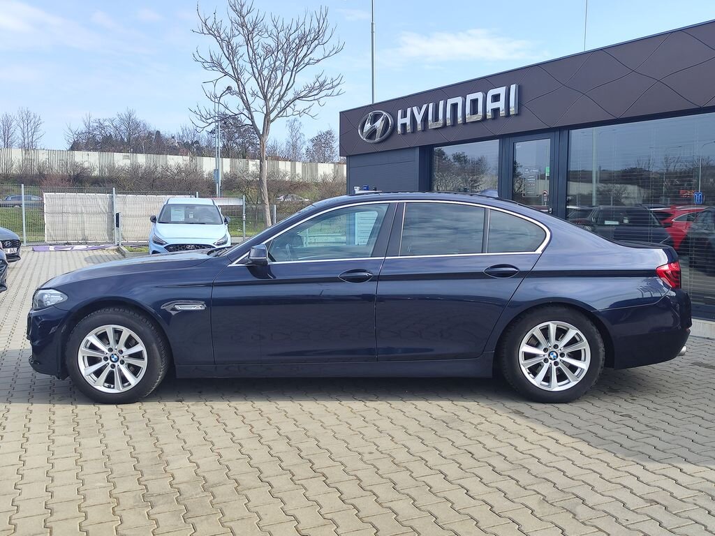 BMW Řada 5 Sedan / Limuzína 2,0 l 140 kw