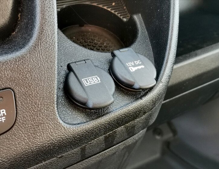 Peugeot Boxer Valník 2,2 l 121 kw